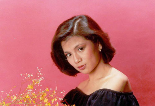 Tuy nhiên, sau quá nhiều chuyện cùng áp lực, Ông Mỹ Linh đã tự tử bằng khí gas ngày 14/5/1985 sau khi để lại tin nhắn cho người yêu lần cuối.